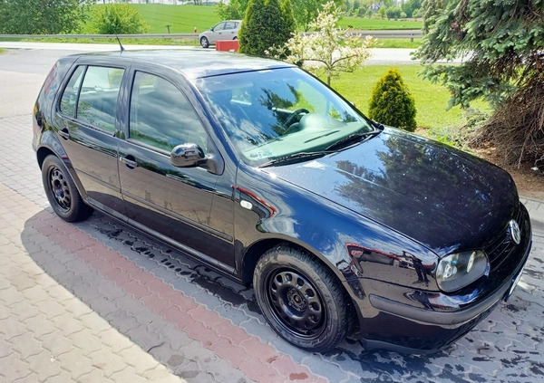 Volkswagen Golf cena 5700 przebieg: 396000, rok produkcji 1998 z Radomsko małe 326